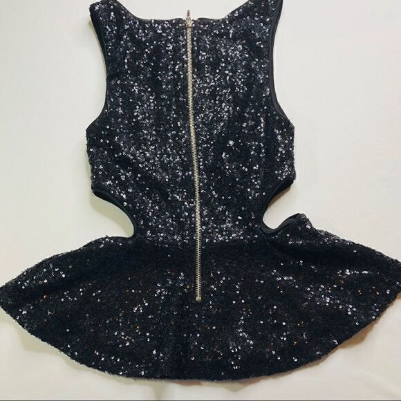 FOREVER 21🌺Black Sequin Sleeveless Skirted Top🌺 - Picture 3 of 9